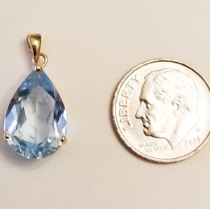 10K Gold Blue Topaz Pendant